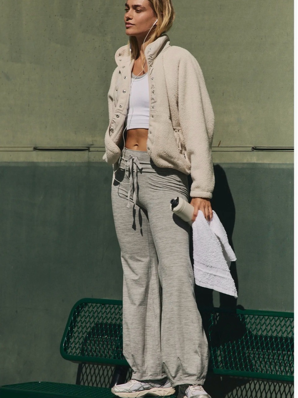 FP Movement by Free People Light Gray quick step joggers bubble pants - Picture 2 of 3
